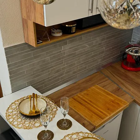 Stan Na Dan Sa Dzakuzijem Om Relax Apartman